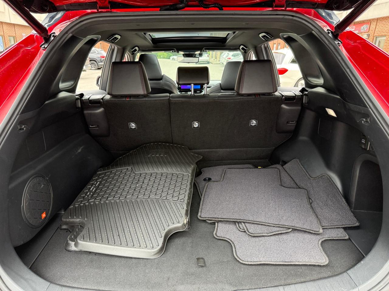 2023 Toyota RAV4 Prime XSE AWD TECH PACKAGE Photo