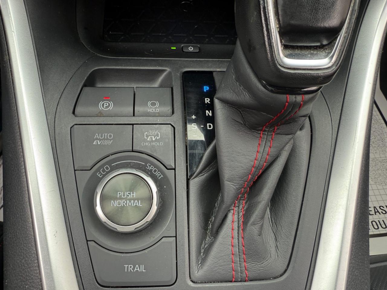 2023 Toyota RAV4 Prime XSE AWD TECH PACKAGE Photo