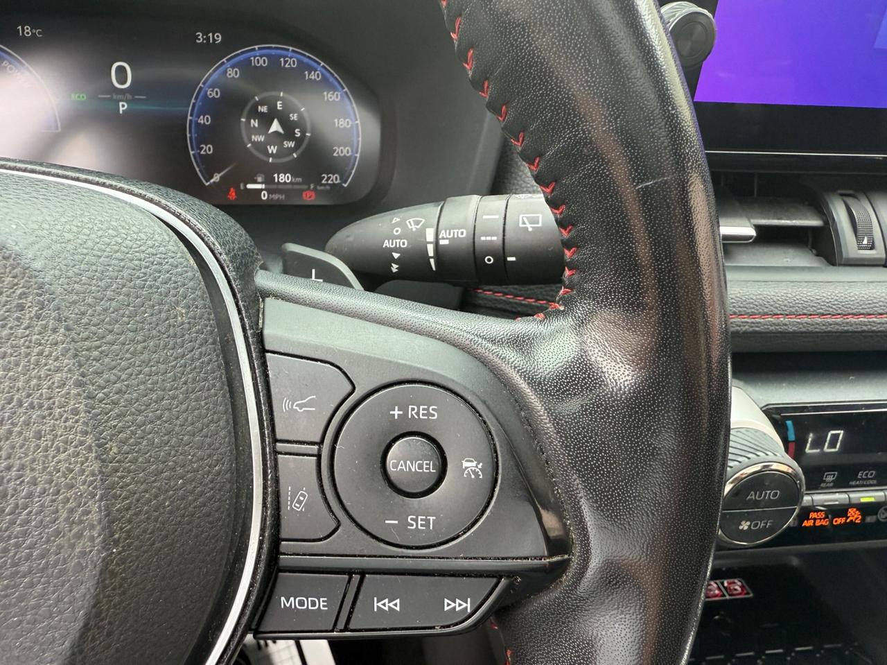 2023 Toyota RAV4 Prime XSE AWD TECH PACKAGE Photo