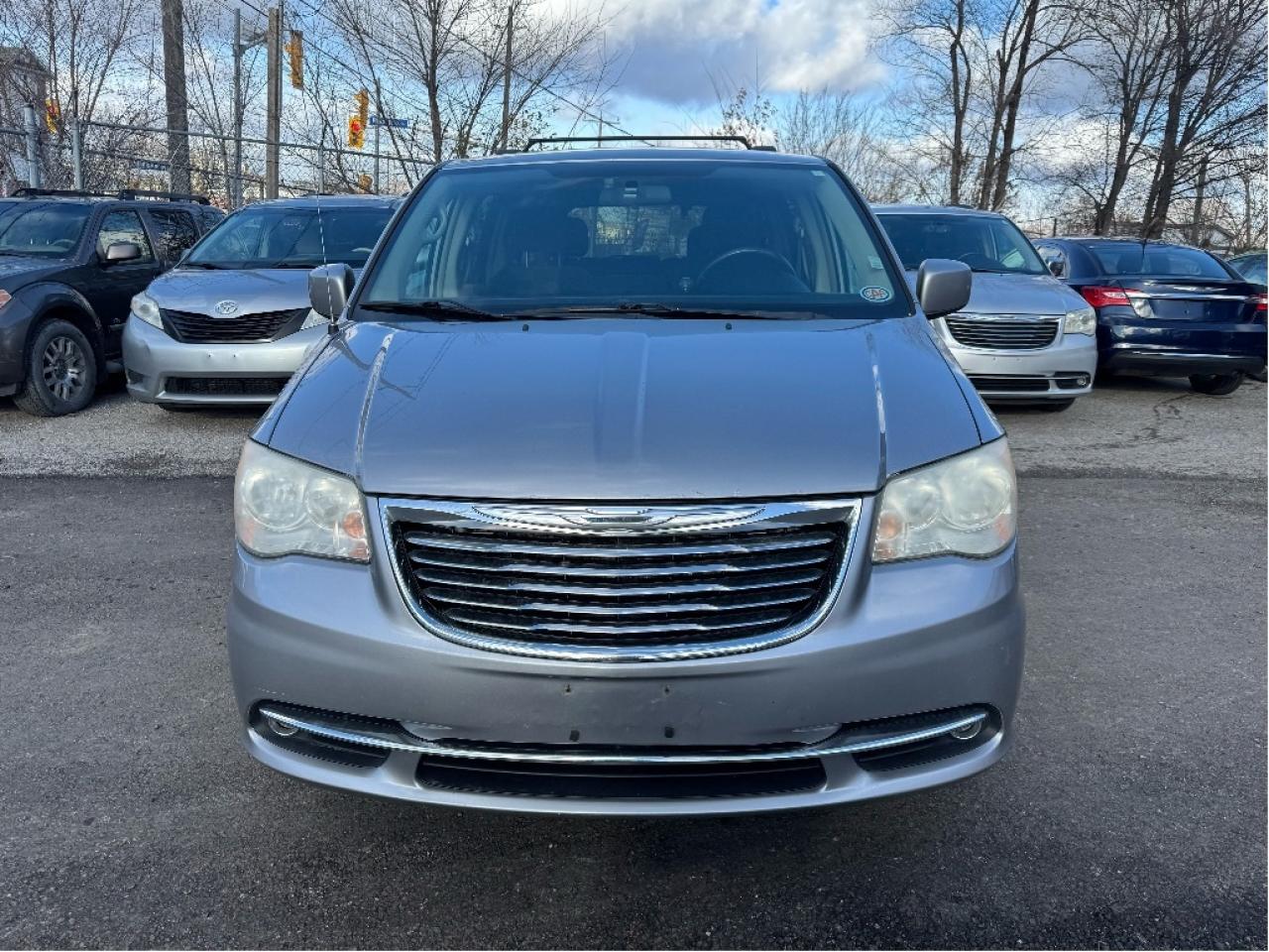 2014 Chrysler Town & Country TOURING Photo0