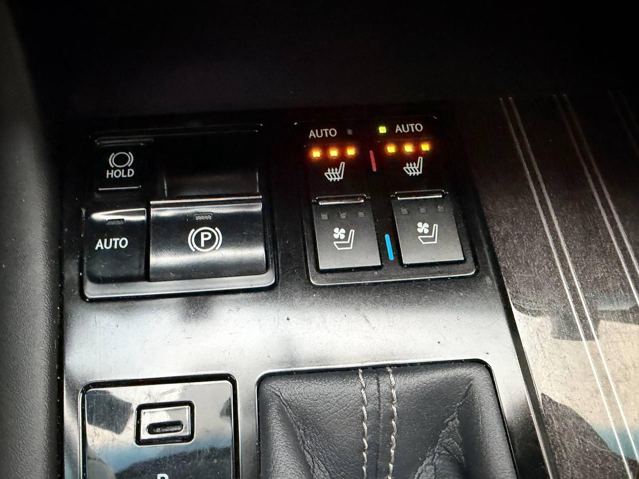 2016 Lexus RX 350 AWD 4dr, LUXURY PACKAGE, NAVIGATION Photo