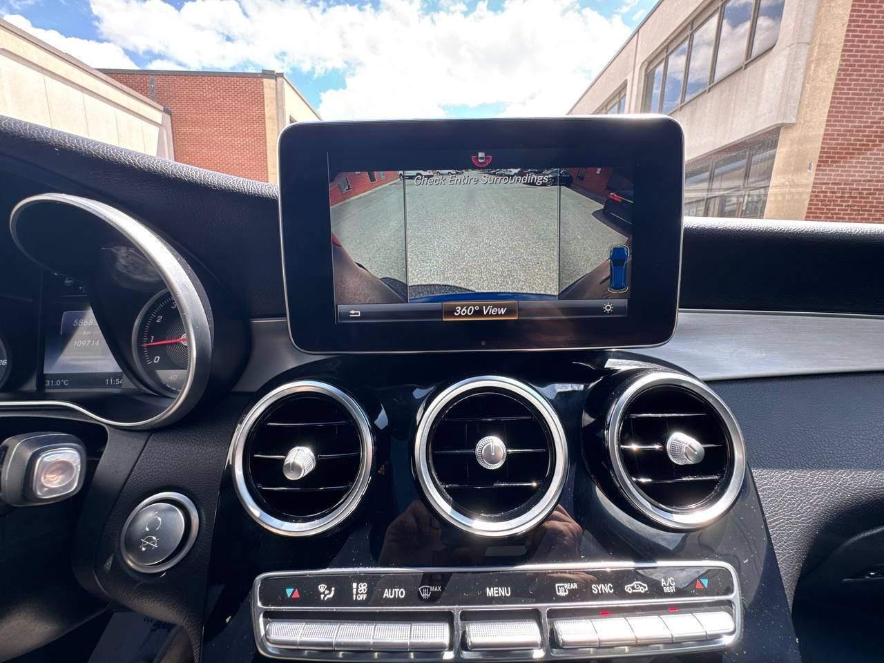 2017 Mercedes-Benz GLC-Class 4MATIC 4dr GLC 300, DISTRONIC PLUS WITH ACTIVE PIL Photo