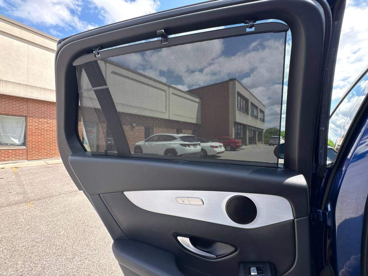 2017 Mercedes-Benz GLC-Class 4MATIC 4dr GLC 300, DISTRONIC PLUS WITH ACTIVE PIL Photo