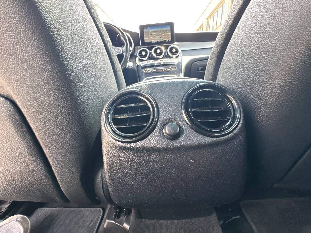 2017 Mercedes-Benz GLC-Class 4MATIC 4dr GLC 300, DISTRONIC PLUS WITH ACTIVE PIL Photo