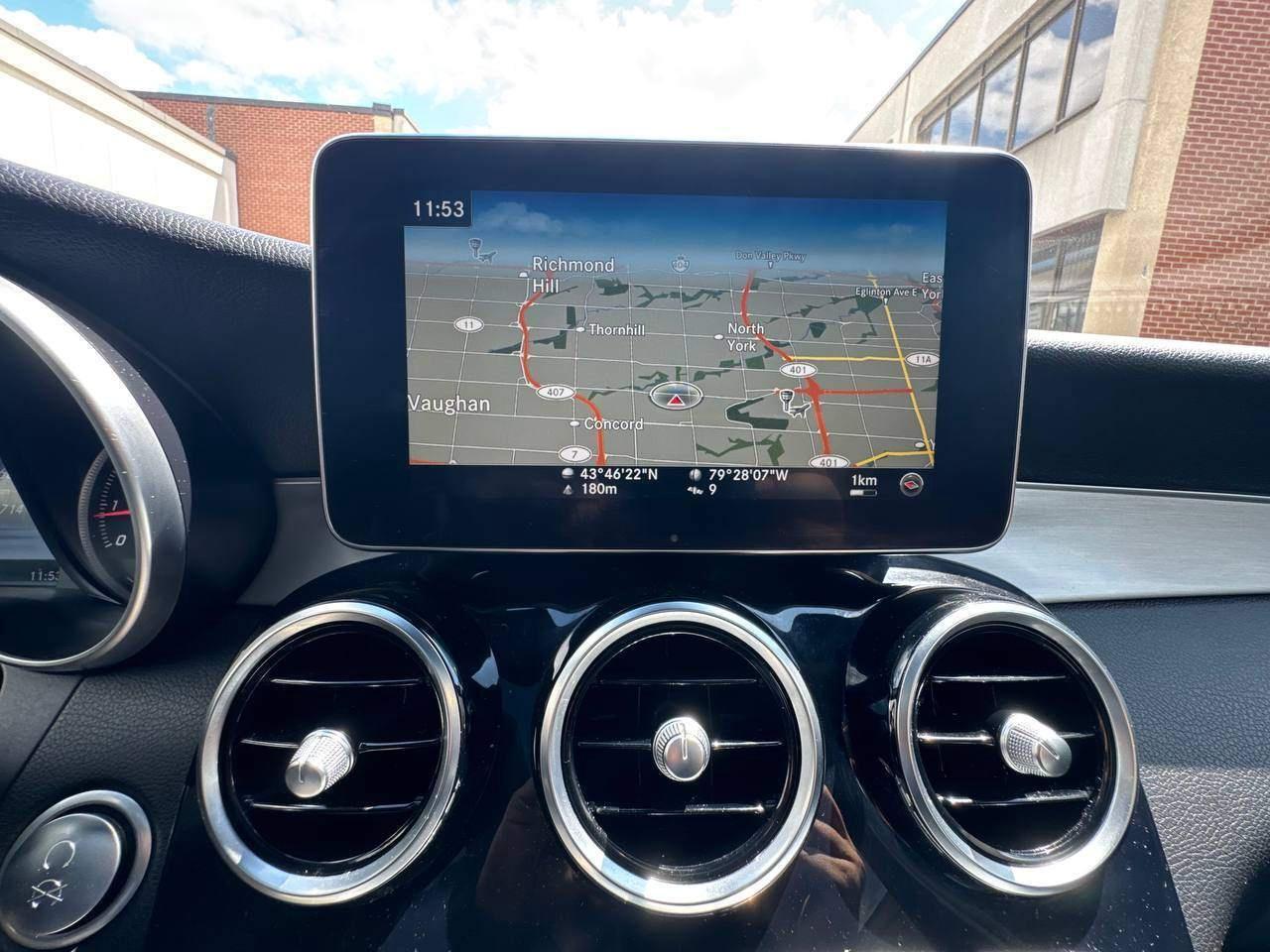 2017 Mercedes-Benz GLC-Class 4MATIC 4dr GLC 300, DISTRONIC PLUS WITH ACTIVE PIL Photo