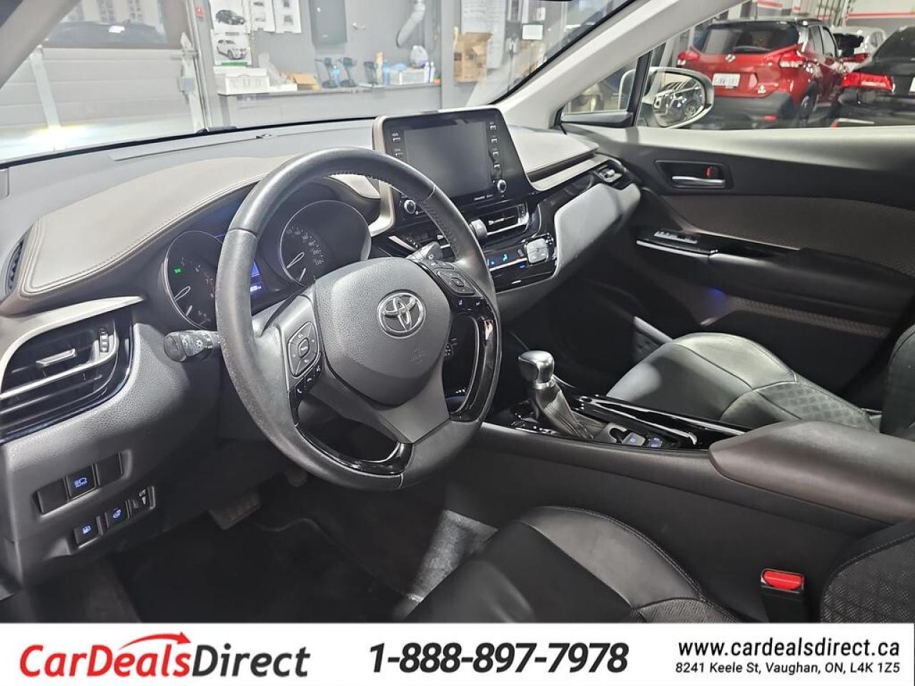 2020 Toyota C-HR Limited / Leather / NAVI / Sunroof / Back Up Cam / Photo