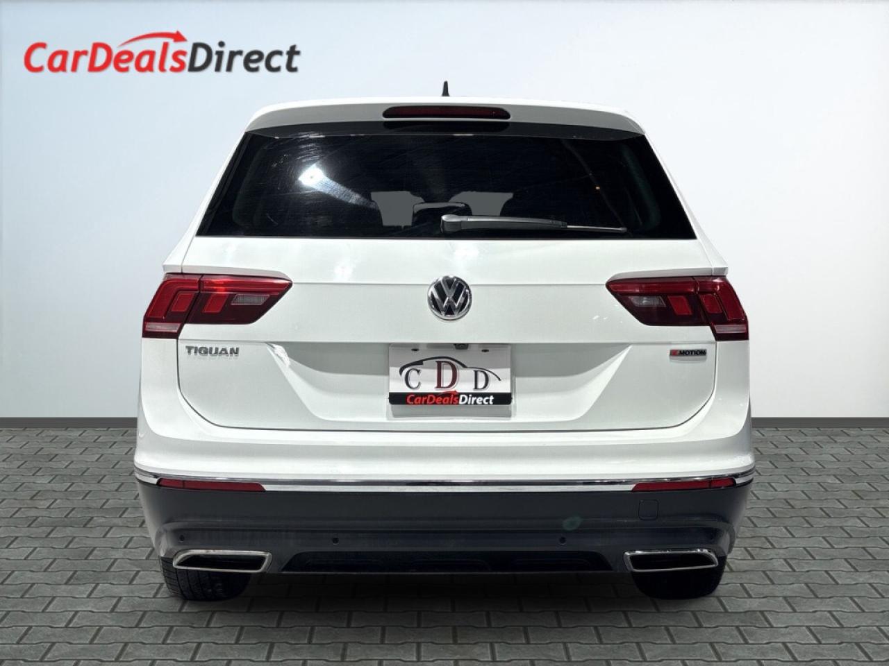 2019 Volkswagen Tiguan Highline 4MOTION / Leather / NAVI / Sunroof / Remo Photo