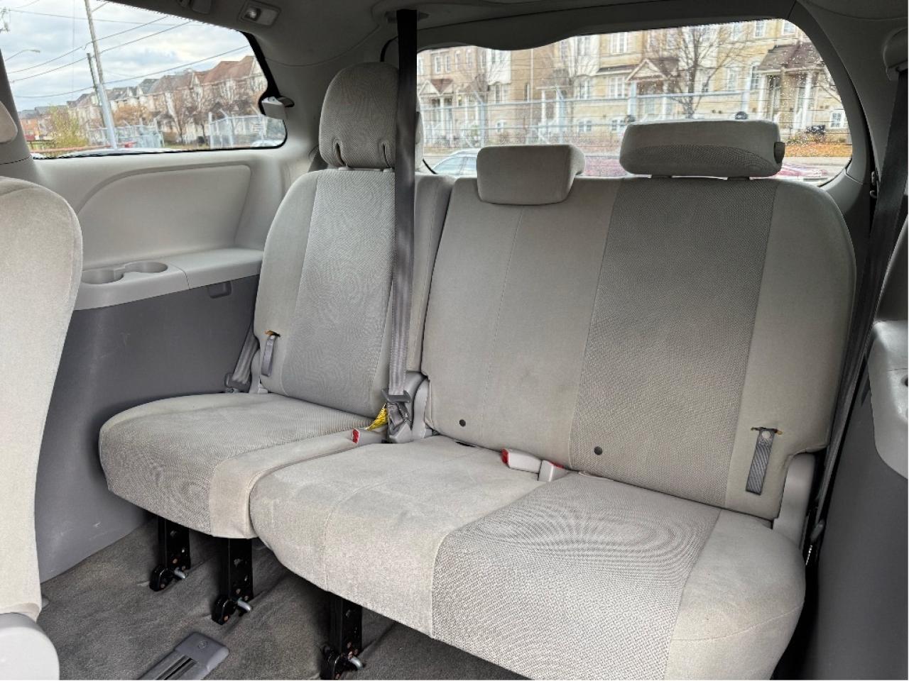 2011 Toyota Sienna  Photo