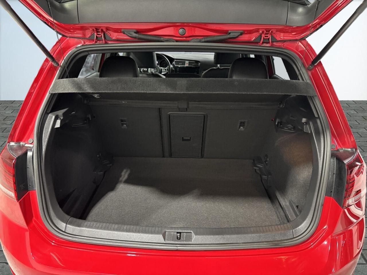 2021 Volkswagen Golf GTI 2.0T Autobahn Rare Manual Transmission/Excellent S Photo