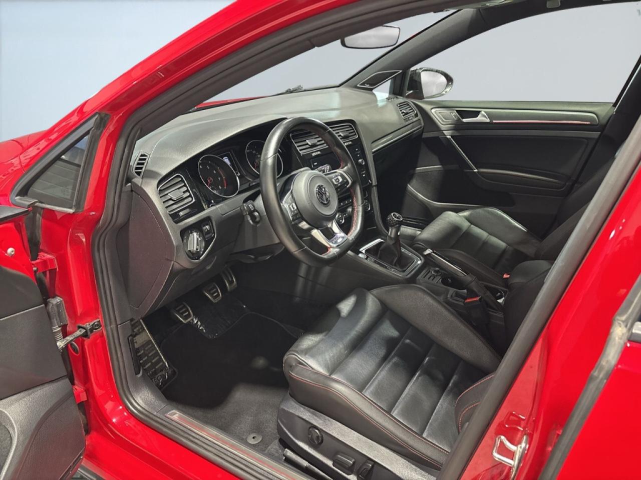 2021 Volkswagen Golf GTI 2.0T Autobahn Rare Manual Transmission/Excellent S Photo