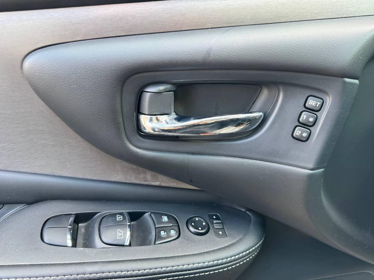 2021 Nissan Murano AWD SL, NAVIGATION, LEATHER, SUNROOOF Photo