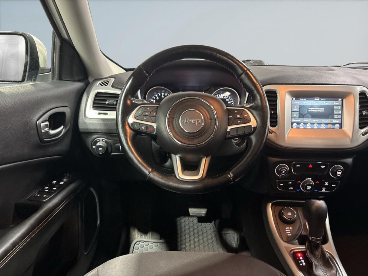 2021 Jeep Compass Upland Edition AWD / Back Up Cam / Heated Seats / Photo