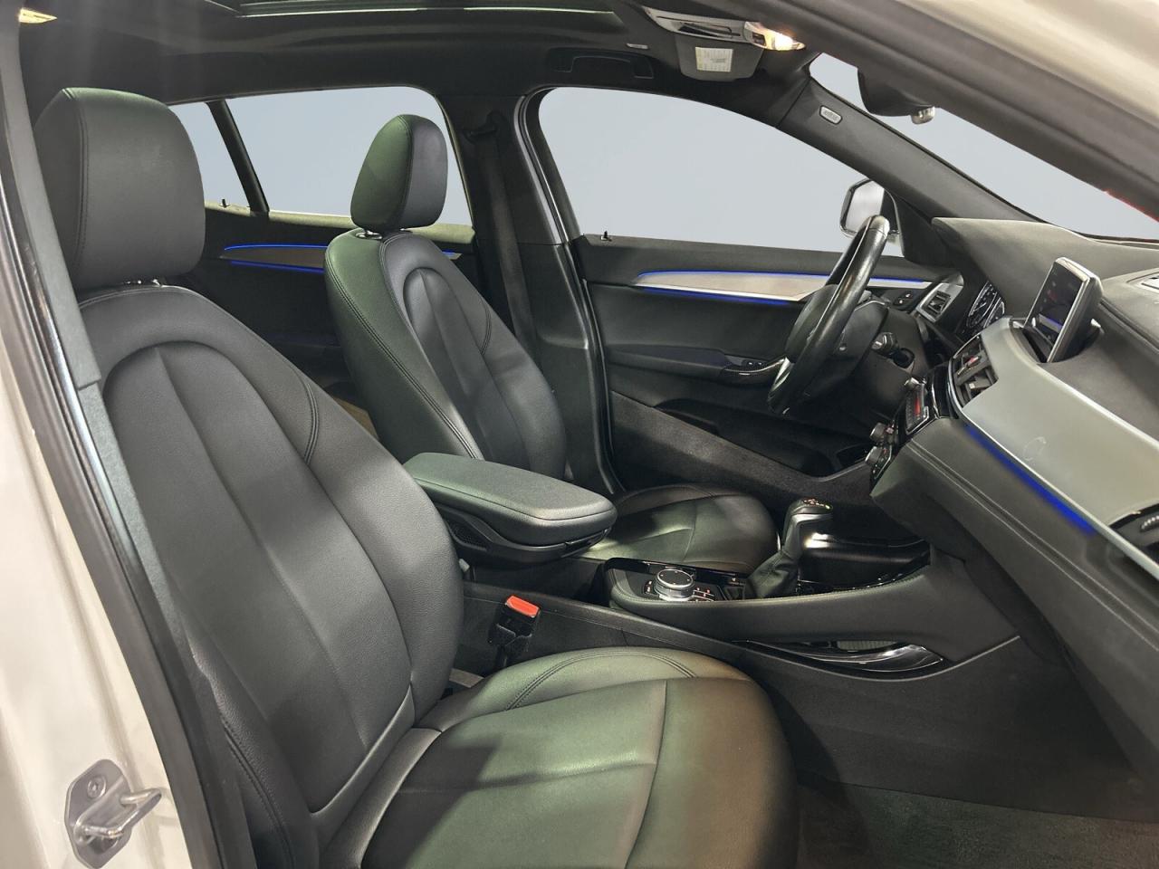 2018 BMW X2 XDrive28i / NAVI / Sunroof / Leather / Clean Carfa Photo