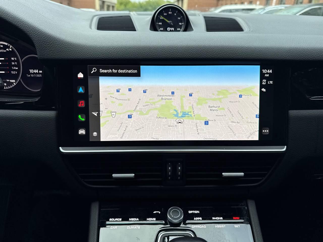 2022 Porsche Cayenne E-Hybrid AWD, premium pkg, assistance pkg Photo