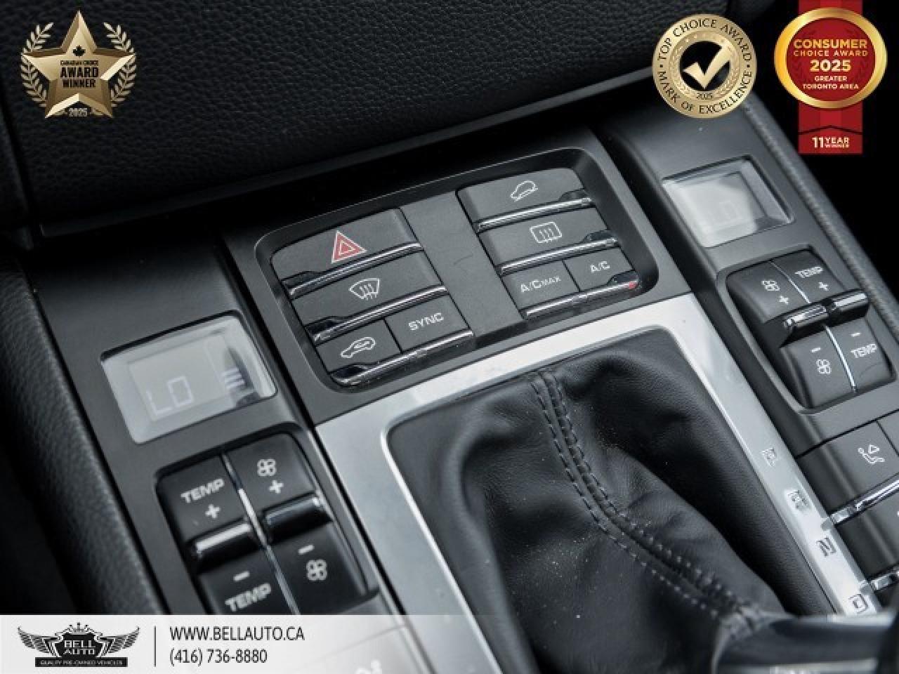 2018 Porsche Macan AWD   NAVI   B.CAM   PANO   RED LTHR   NOACCIDENT Photo