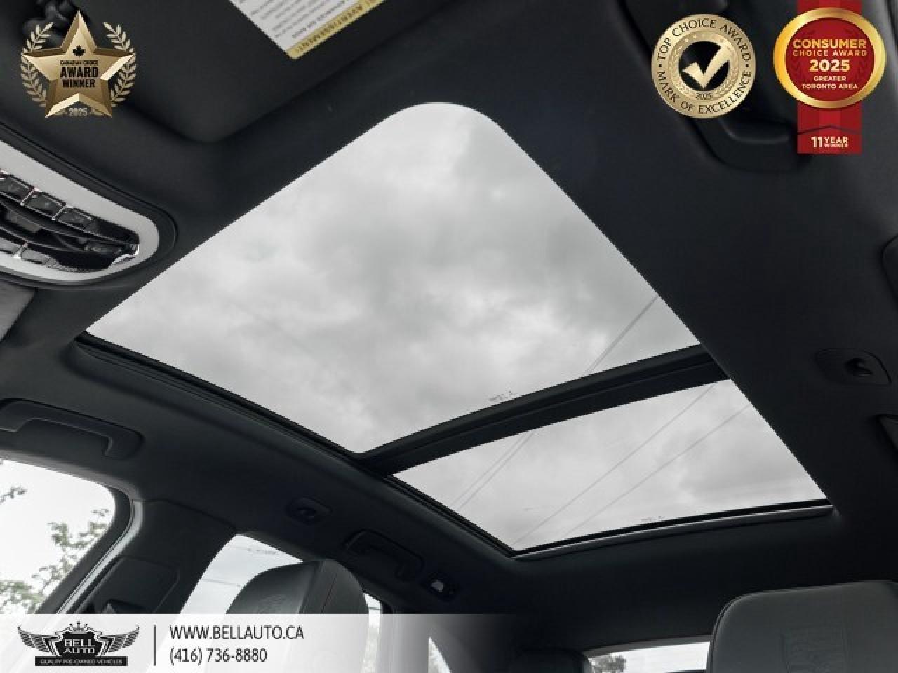 2018 Porsche Macan AWD   NAVI   B.CAM   PANO   RED LTHR   NOACCIDENT Photo