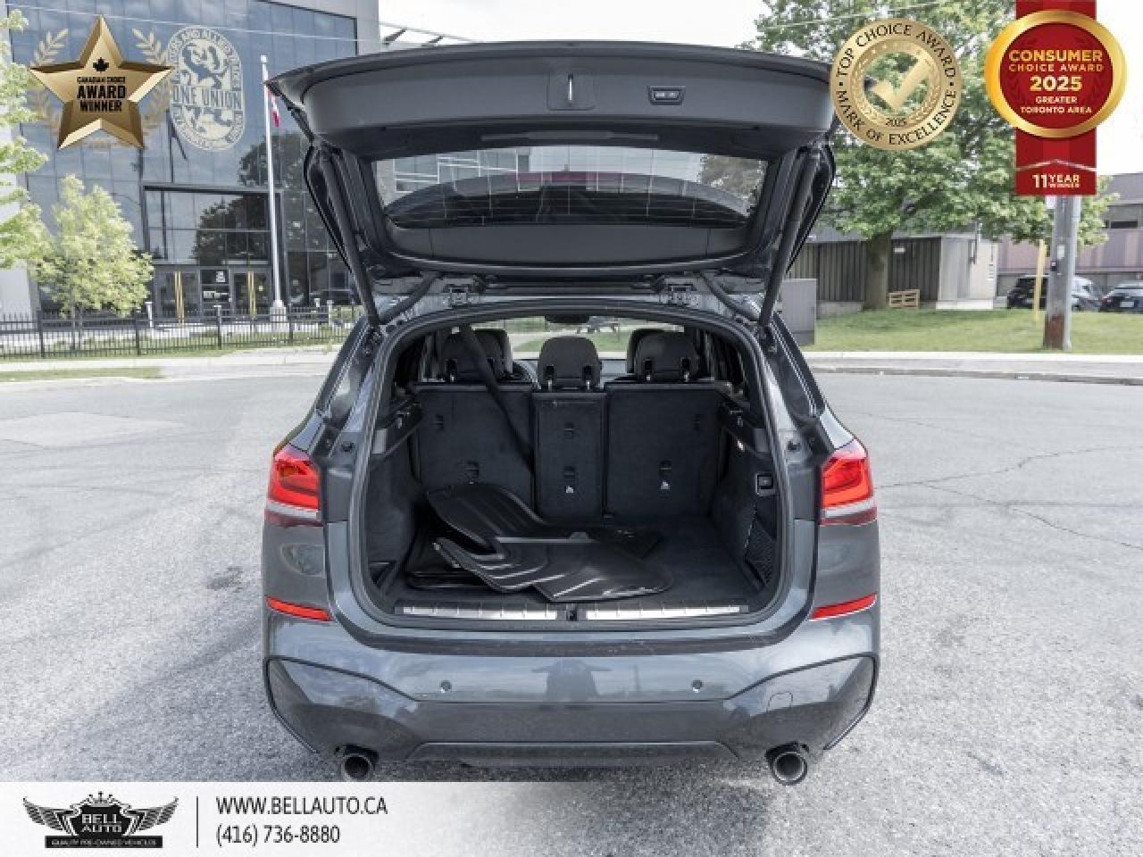 2022 BMW X1 xDrive28i, M-SPORTPKG, NAVI, PANO, B.CAM, SNSRS, A Photo