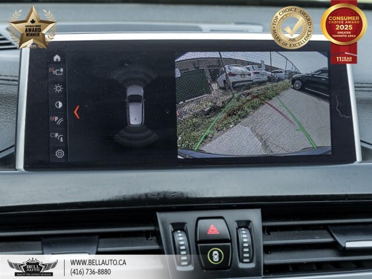 2022 BMW X1 xDrive28i, M-SPORTPKG, NAVI, PANO, B.CAM, SNSRS, A Photo