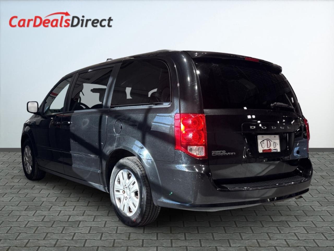 2017 Dodge Grand Caravan SXT /Stow& Go/Back up Cam/ Big Screen/ Bluetooth/C Photo