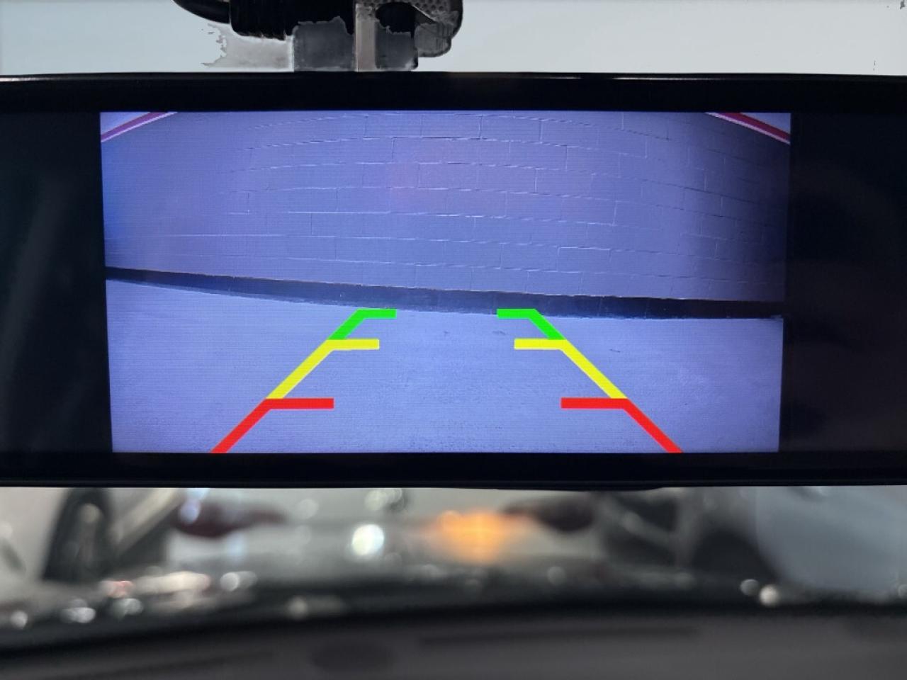 2017 Dodge Grand Caravan SXT /Stow& Go/Back up Cam/ Big Screen/ Bluetooth/C Photo