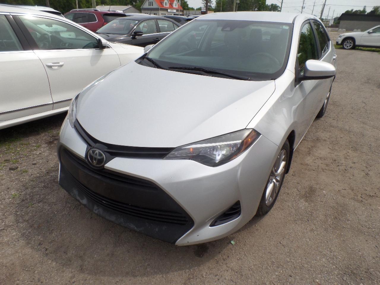 2018 Toyota Corolla  Photo0