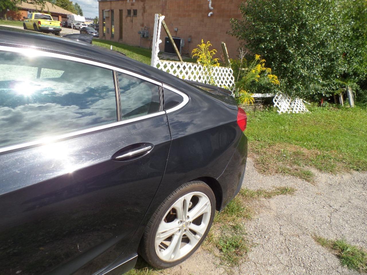 2017 Chevrolet Cruze 4DR SDN 1.4L PREMIER W/1SF Photo