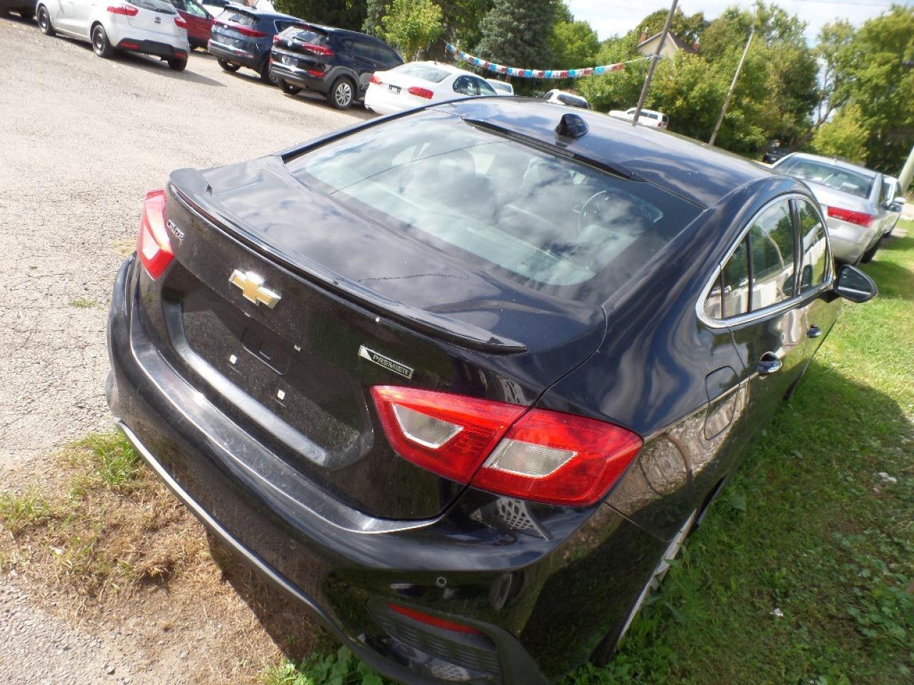 2017 Chevrolet Cruze 4DR SDN 1.4L PREMIER W/1SF Photo