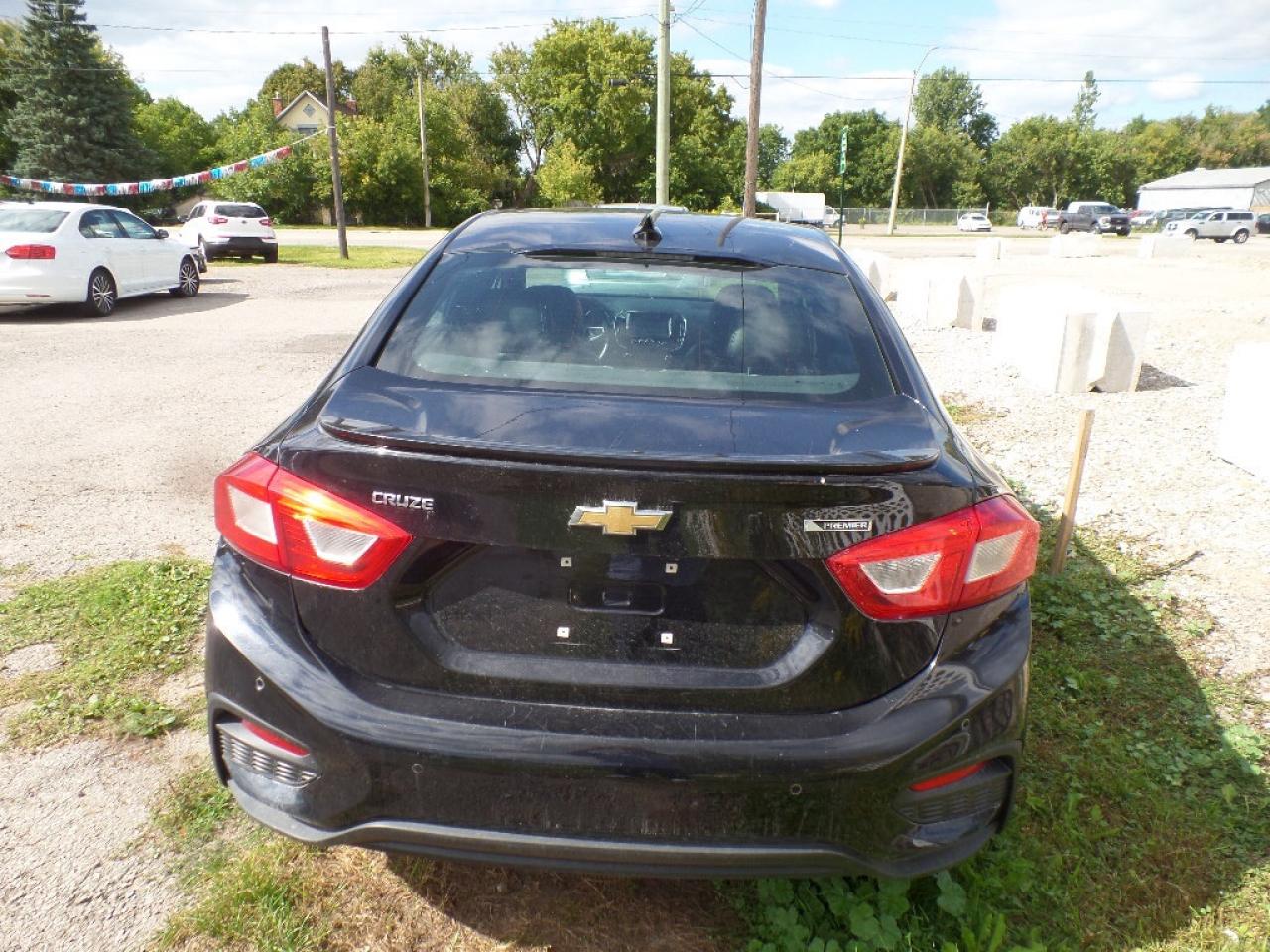 2017 Chevrolet Cruze 4DR SDN 1.4L PREMIER W/1SF Photo