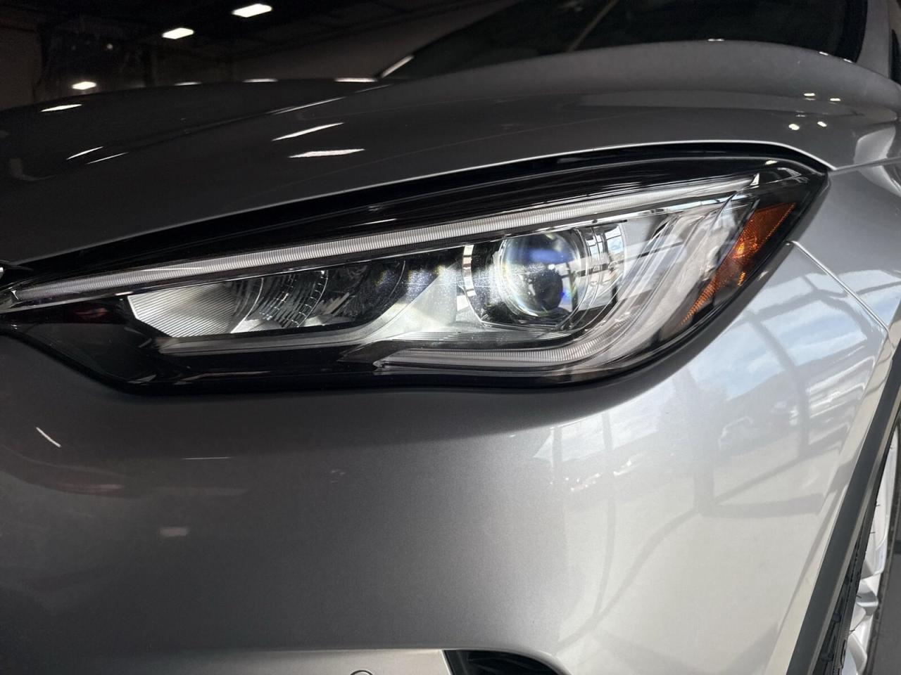 2019 Infiniti QX50 LUXE AWD / Sunroof / Android Auto / APPLE Carplay Photo