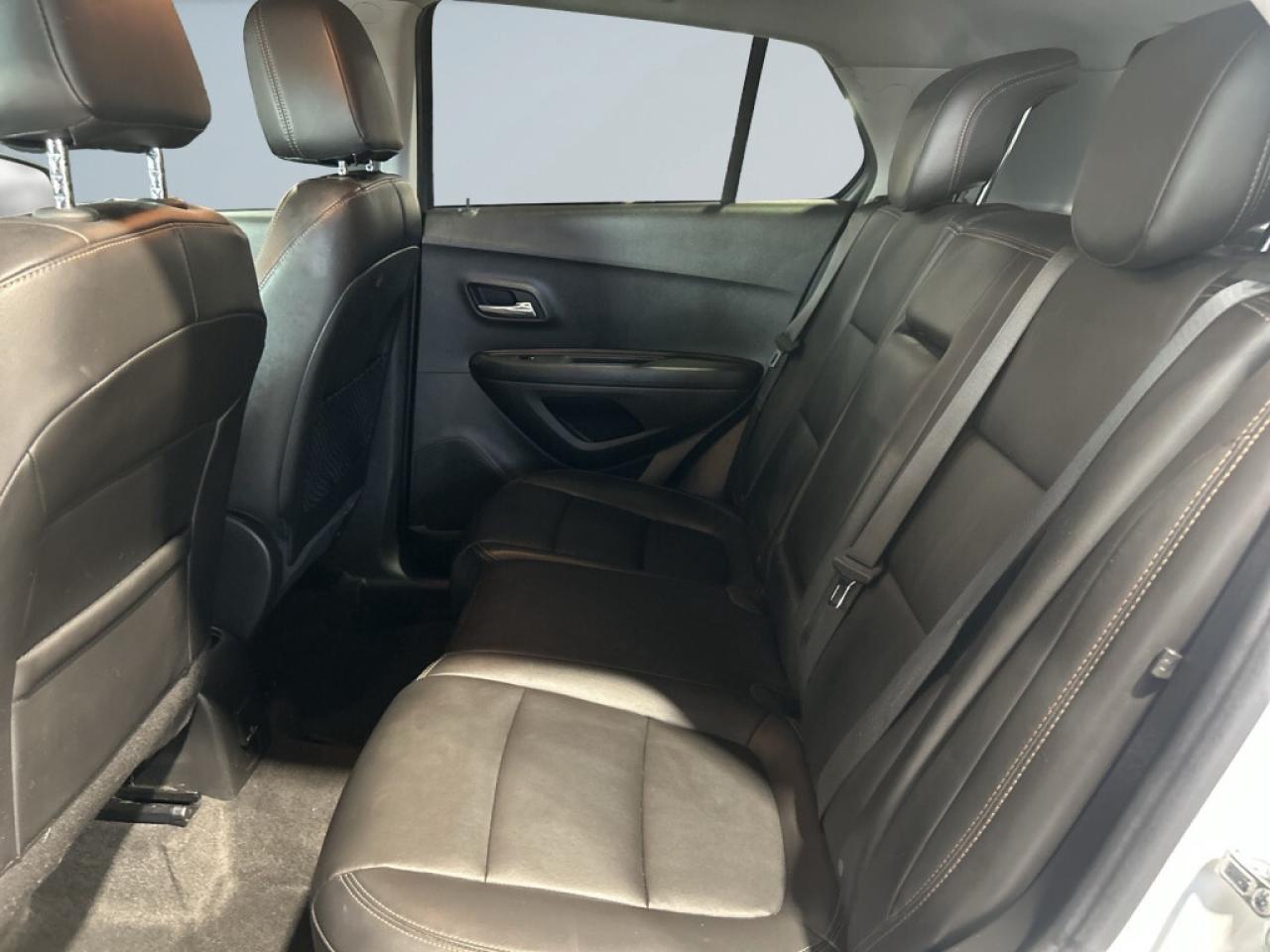 2021 Chevrolet Trax Gorgeous AWD Winter Ready SUV   LT   Leather & Hea Photo