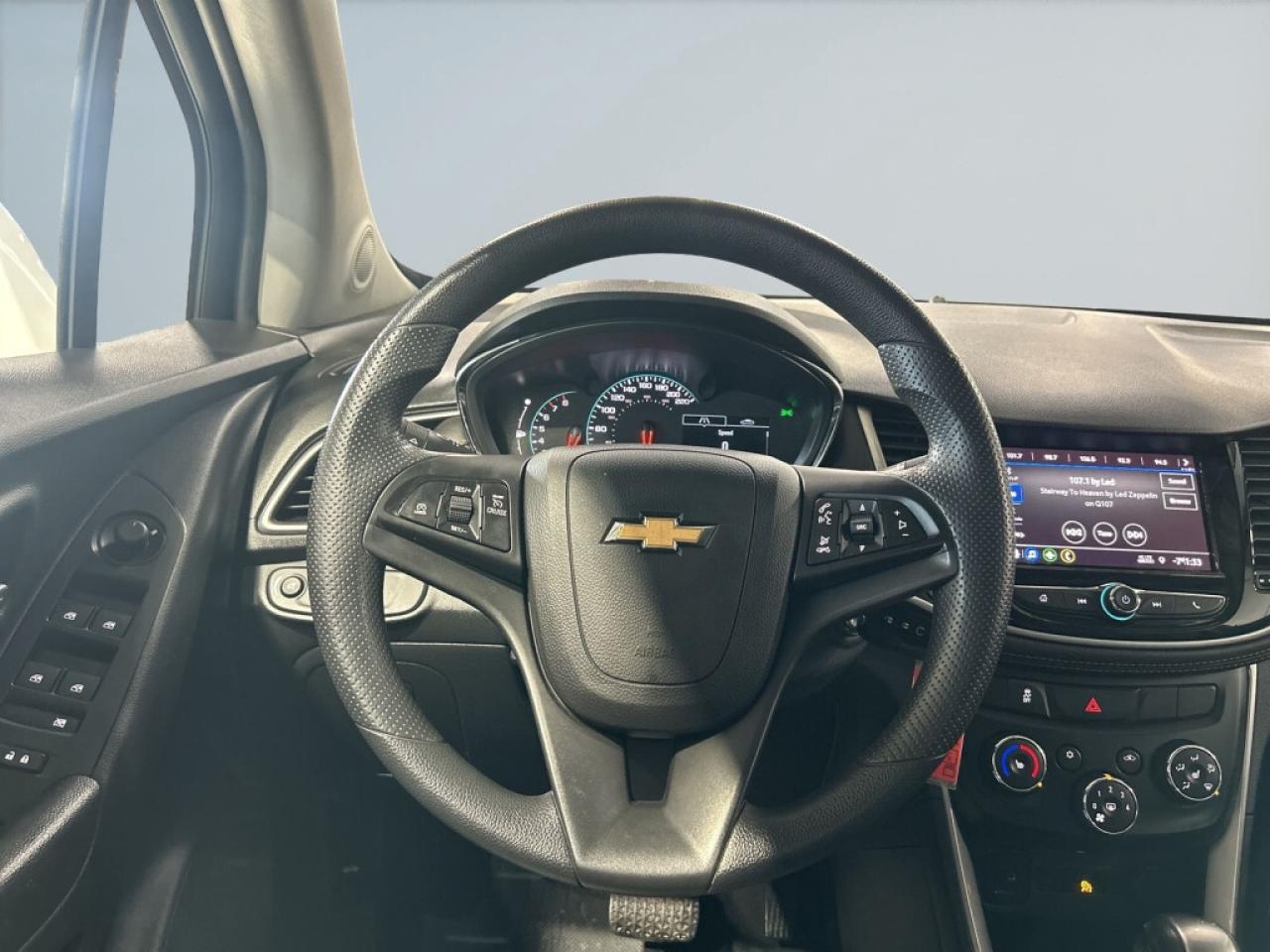 2021 Chevrolet Trax Gorgeous AWD Winter Ready SUV   LT   Leather & Hea Photo