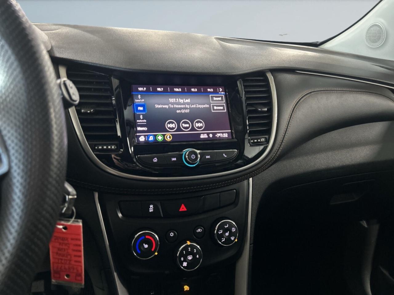 2021 Chevrolet Trax Gorgeous AWD Winter Ready SUV   LT   Leather & Hea Photo