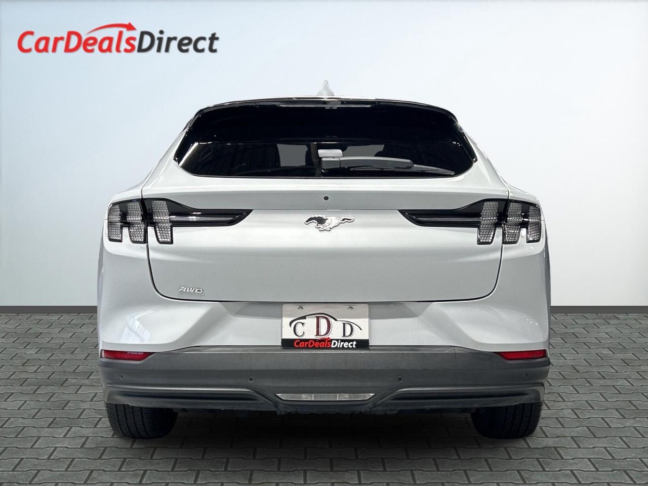 2021 Ford Mustang Mach-E Mach E Select AWD / NAVI / Leather / Drive Assist Photo