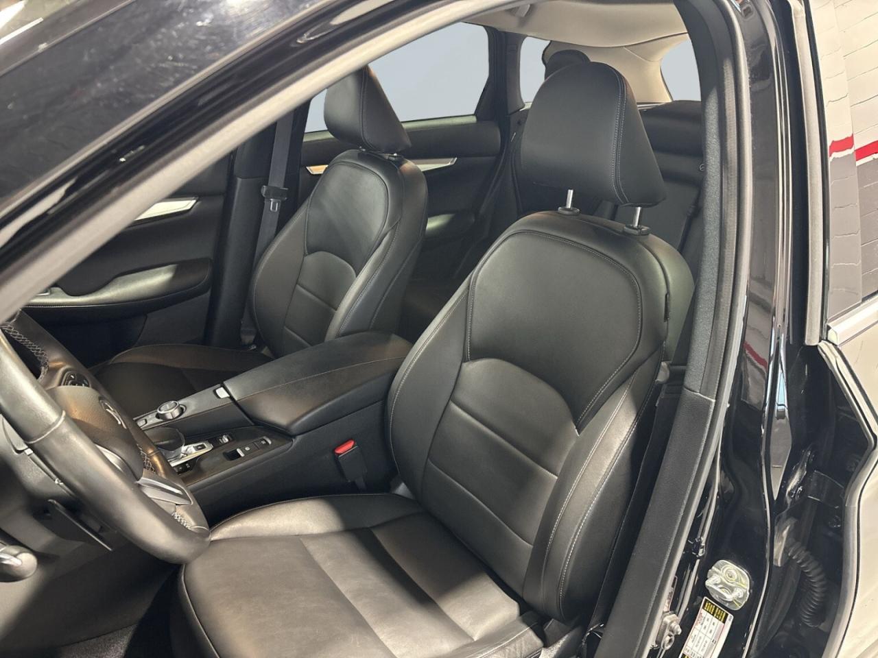 2021 Infiniti QX50 LUXE AWD / Sunroof / Android Carplay / Leather / D Photo