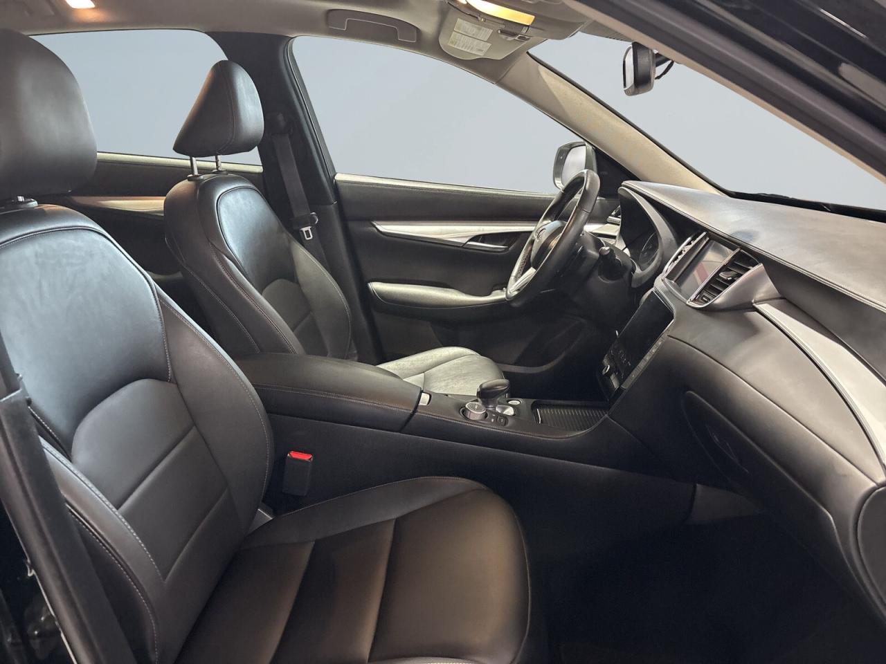 2021 Infiniti QX50 LUXE AWD / Sunroof / Android Carplay / Leather / D Photo