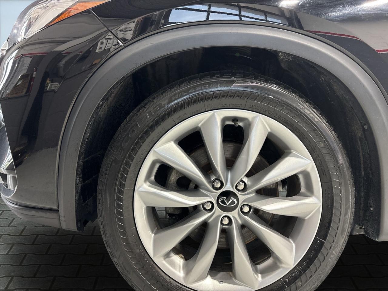 2021 Infiniti QX50 LUXE AWD / Sunroof / Android Carplay / Leather / D Photo