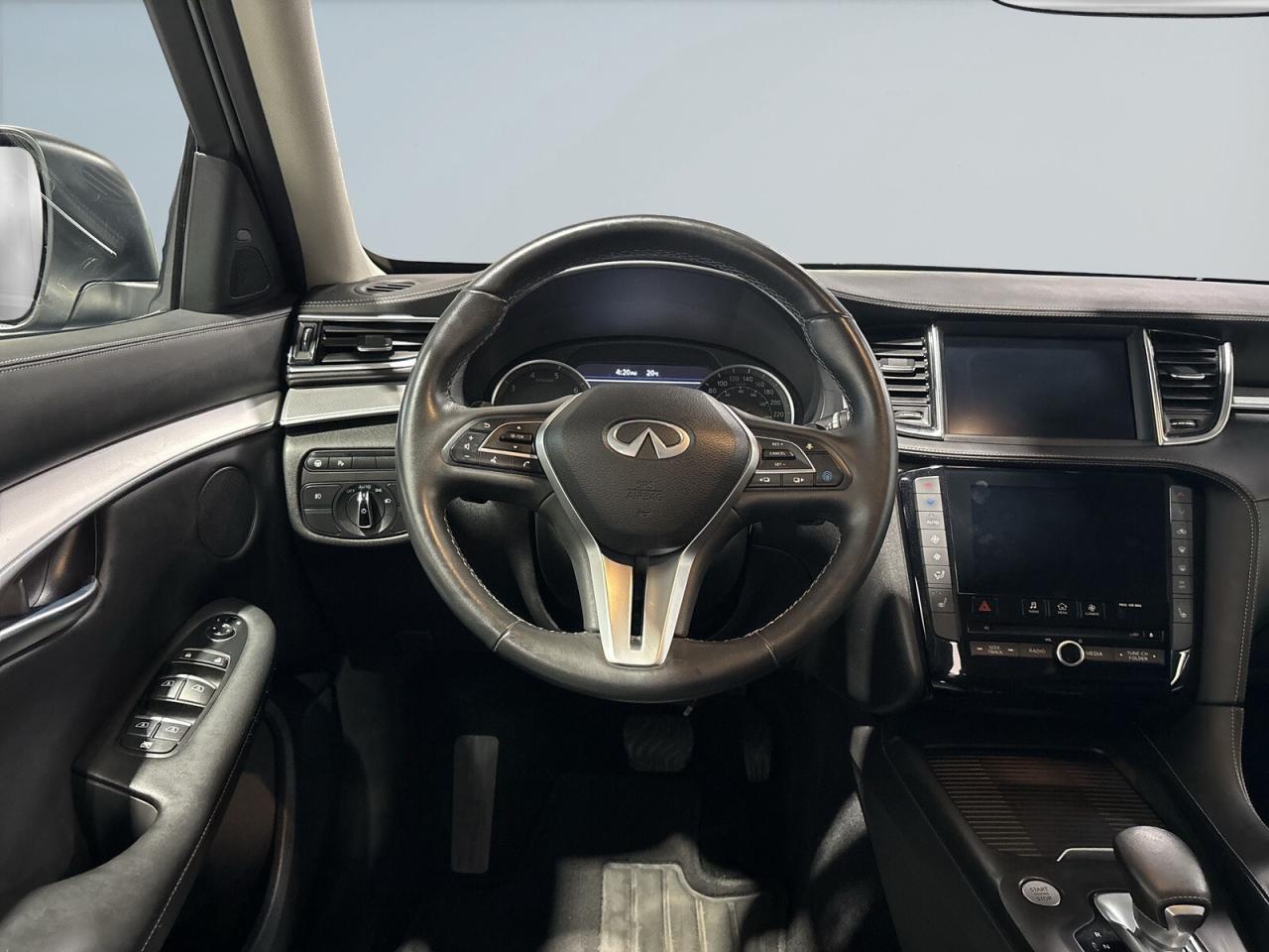 2021 Infiniti QX50 LUXE AWD / Sunroof / Android Carplay / Leather / D Photo