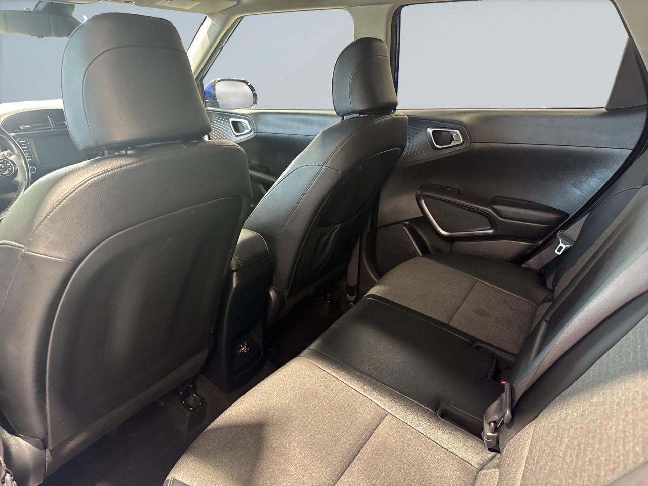 2021 Kia Soul EX / Sunroof / Lane Depart / Blind Spot / Back Up Photo