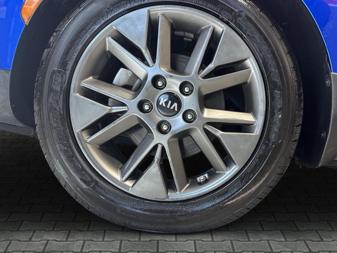 2021 Kia Soul EX / Sunroof / Lane Depart / Blind Spot / Back Up Photo