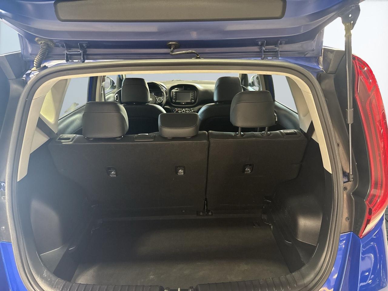 2021 Kia Soul EX / Sunroof / Lane Depart / Blind Spot / Back Up Photo