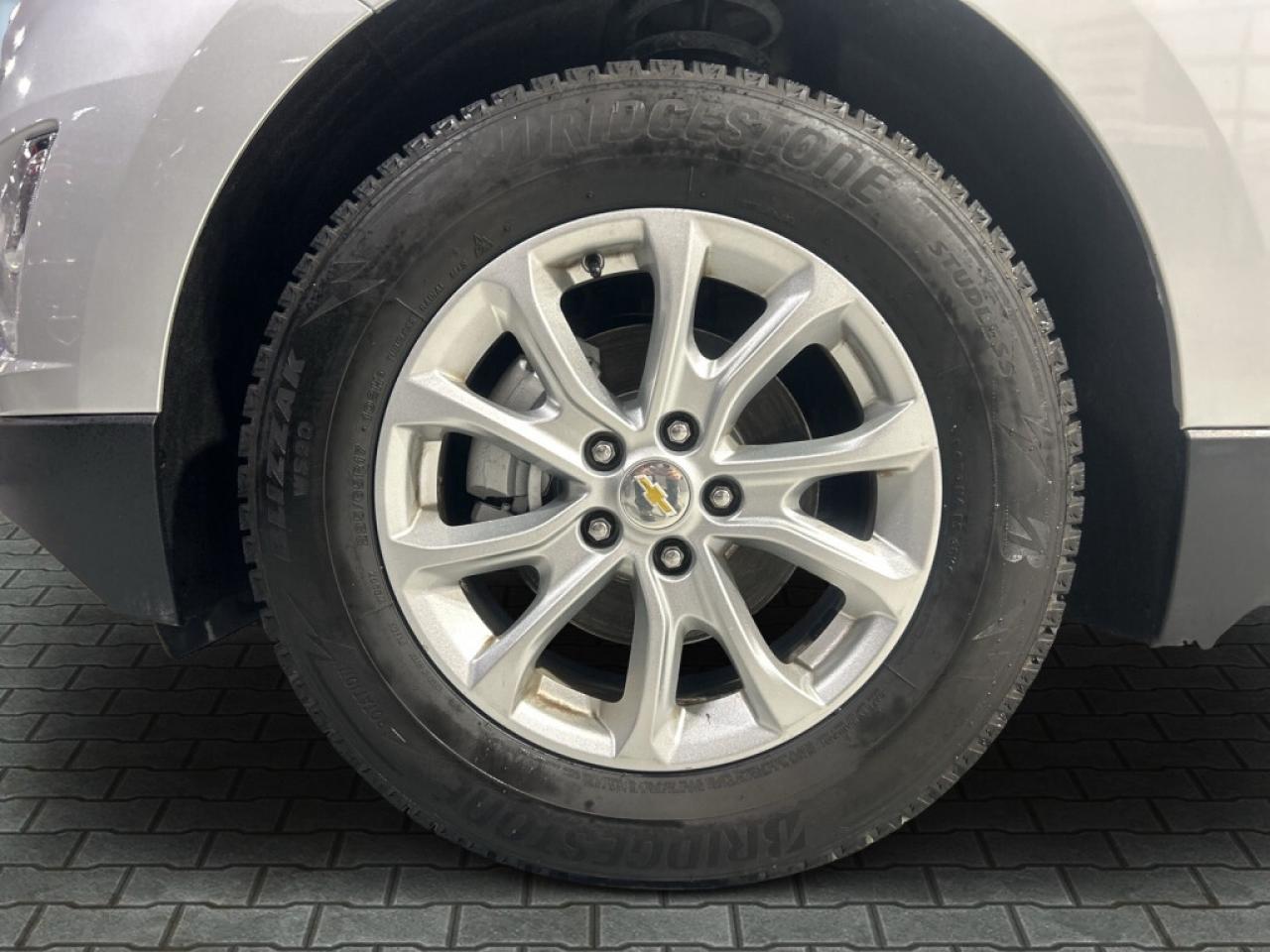 2019 Chevrolet Equinox LS   Remote Start   Backup Camera   2-Tone Seating Photo