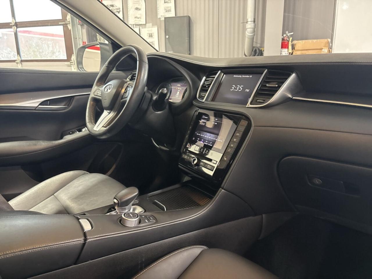 2021 Infiniti QX50 PURE AWD/ Clean Carfax/Remote Start/Sunroof/NAVI/L Photo