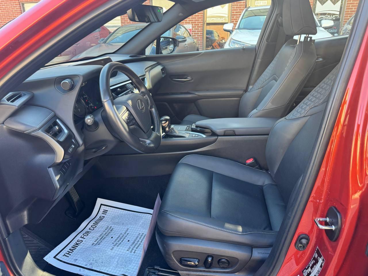 2022 Lexus UX UX 250h CVT, PREMIUM PACKAGE, NO ACCIDENT Photo