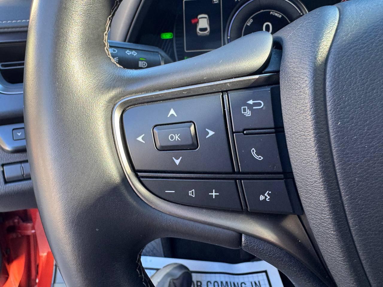 2022 Lexus UX UX 250h CVT, PREMIUM PACKAGE, NO ACCIDENT Photo