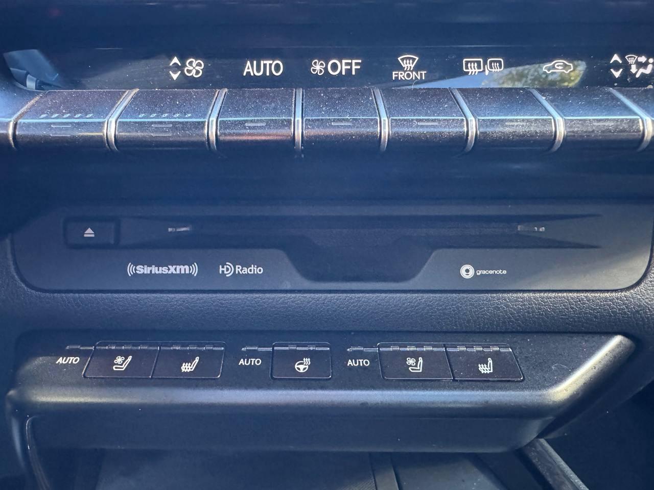 2022 Lexus UX UX 250h CVT, PREMIUM PACKAGE, NO ACCIDENT Photo