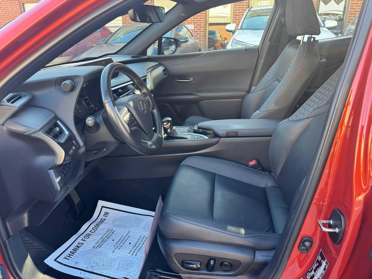 2022 Lexus UX UX 250h CVT, PREMIUM PACKAGE, NO ACCIDENT Photo