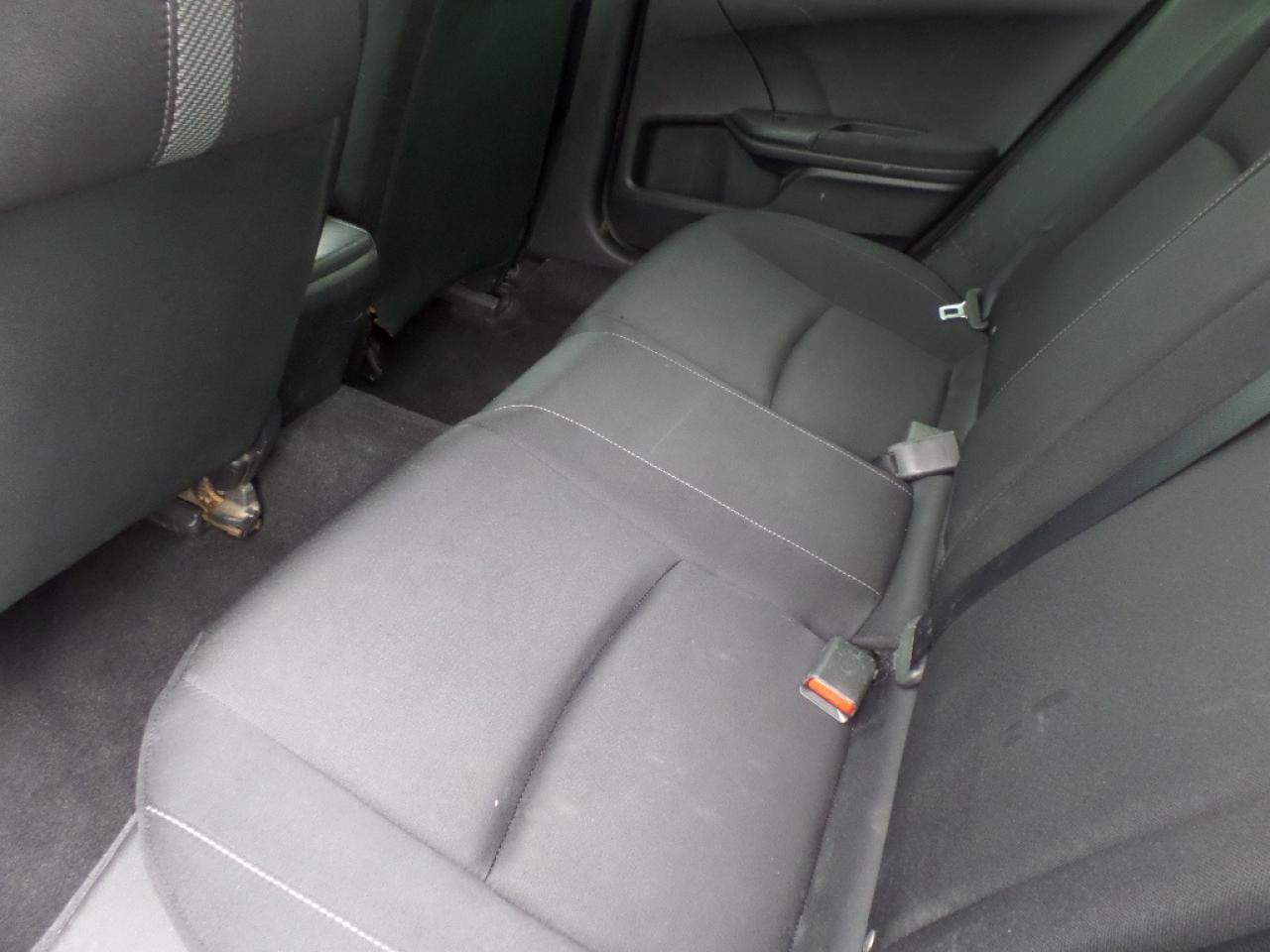 2016 Honda Civic Sedan 4dr Man LX Photo