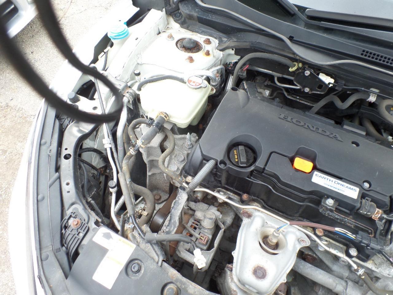 2016 Honda Civic Sedan 4dr Man LX Photo