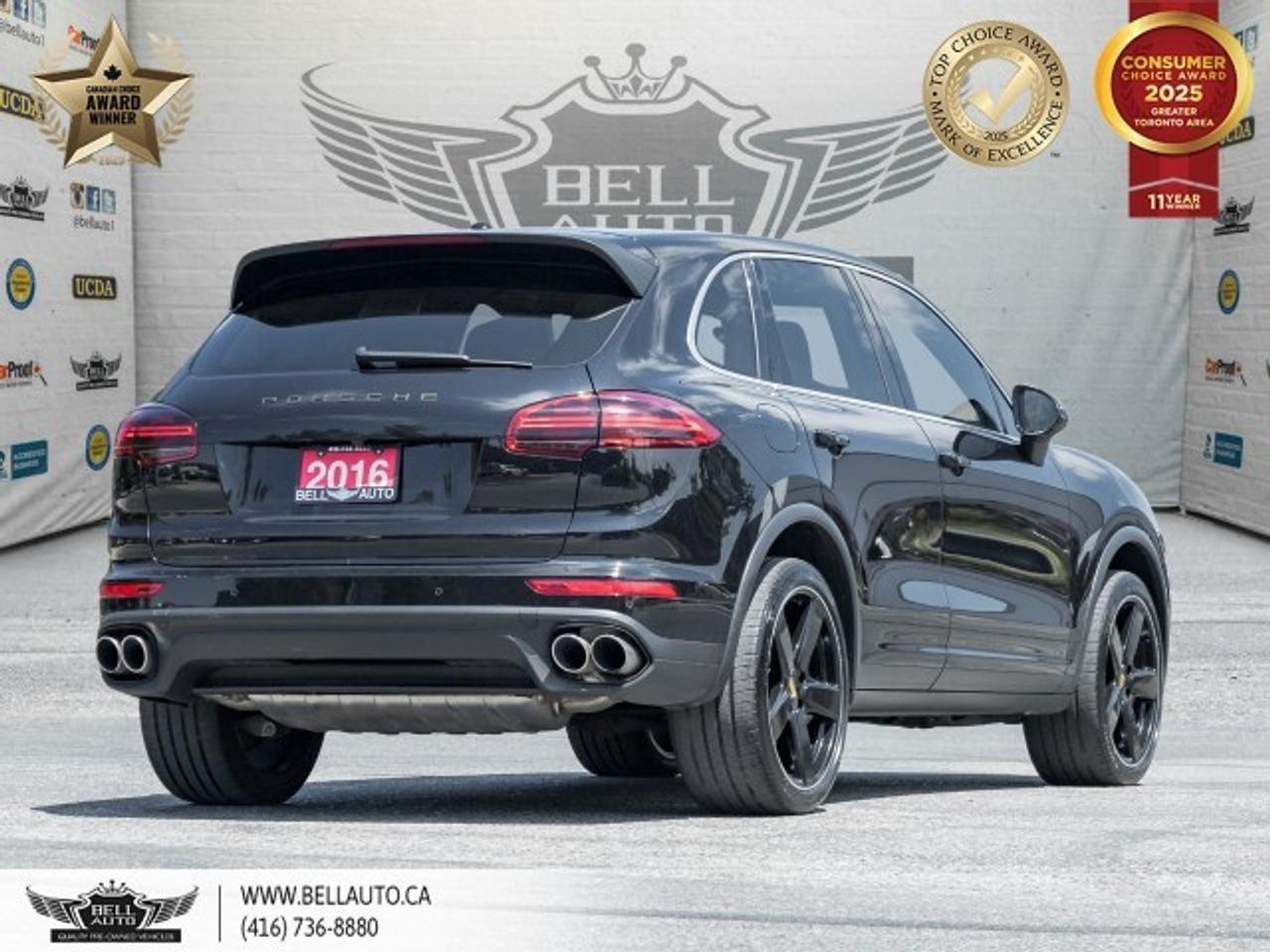 2016 Porsche Cayenne S E-Hybrid   SPRTCHRNPKG   PRMPLSPKG   PANO   BOSE Photo