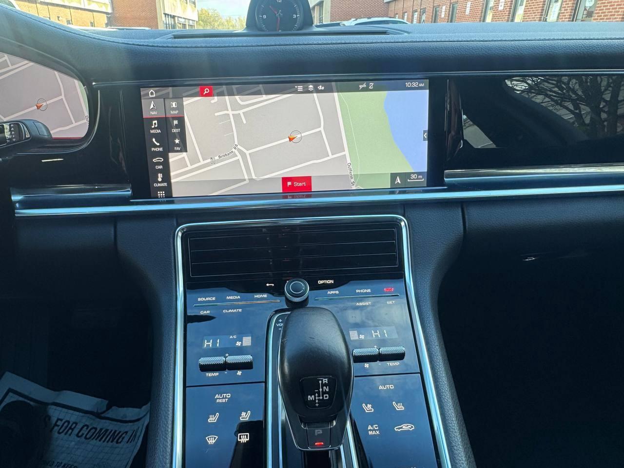 2021 Porsche Panamera 4, AWD, PANORAMIC ROOF, NO ACCIDENT Photo